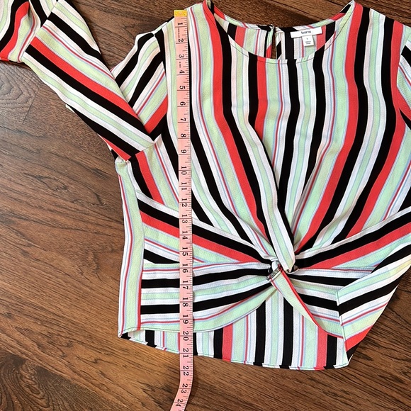 Bar lll Stripe blouse with flutter sleeves & twist knot at front - Picture 7 of 9